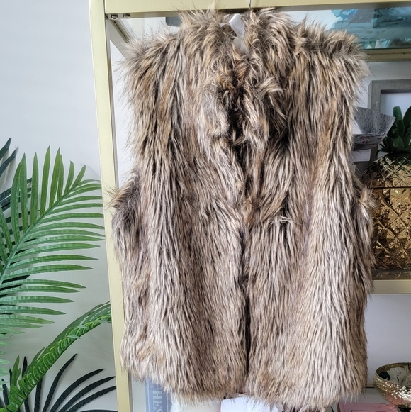 Faux Fur Brown Vest - Size Small - Picture 3 of 6